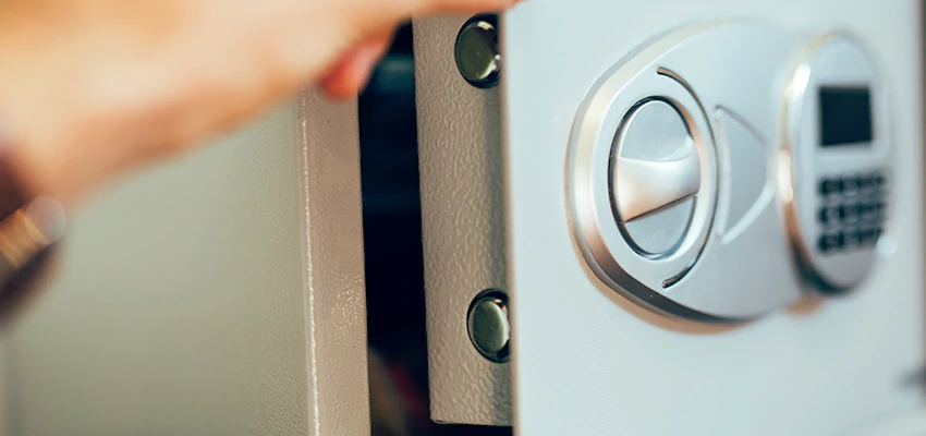 Fingerprint Safe Openers in Kerman, CA