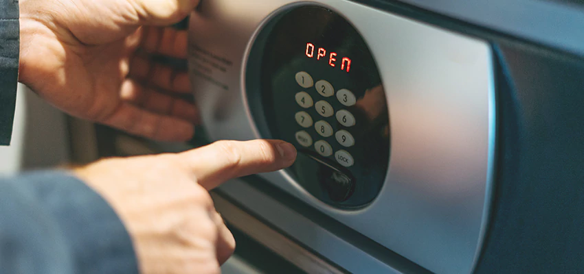 Cash Safe Openers in Kerman, California